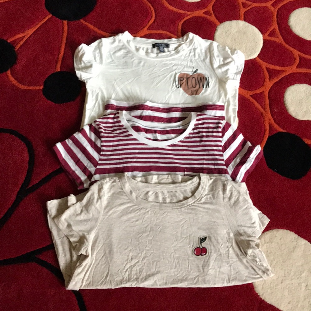 Bundle of soft Ts, perfect for school.